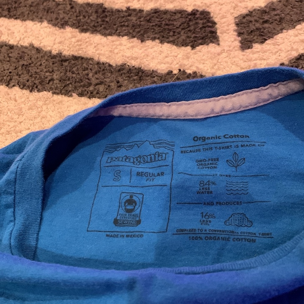 Patagonia, small, regular fit, blue T- shirt - Picture 2 of 4